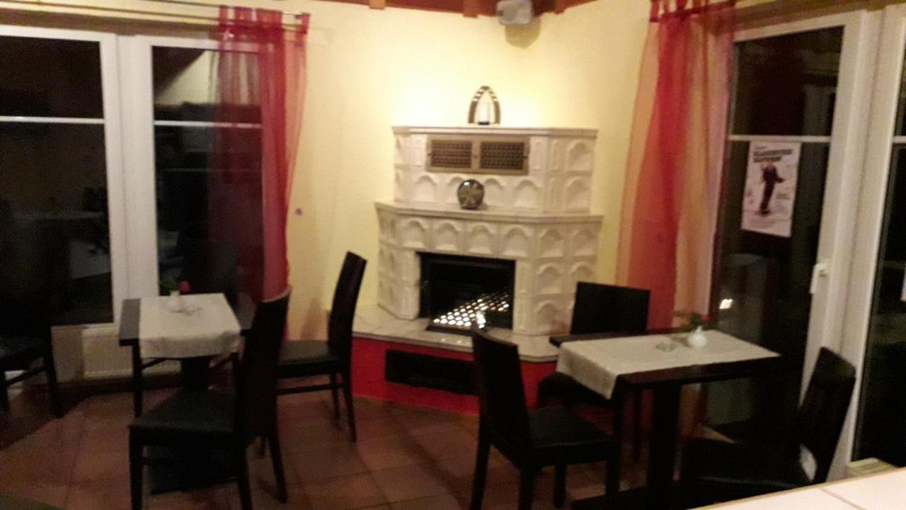 Hotel Rosengarten Leipzig-Naunhof 外观 照片