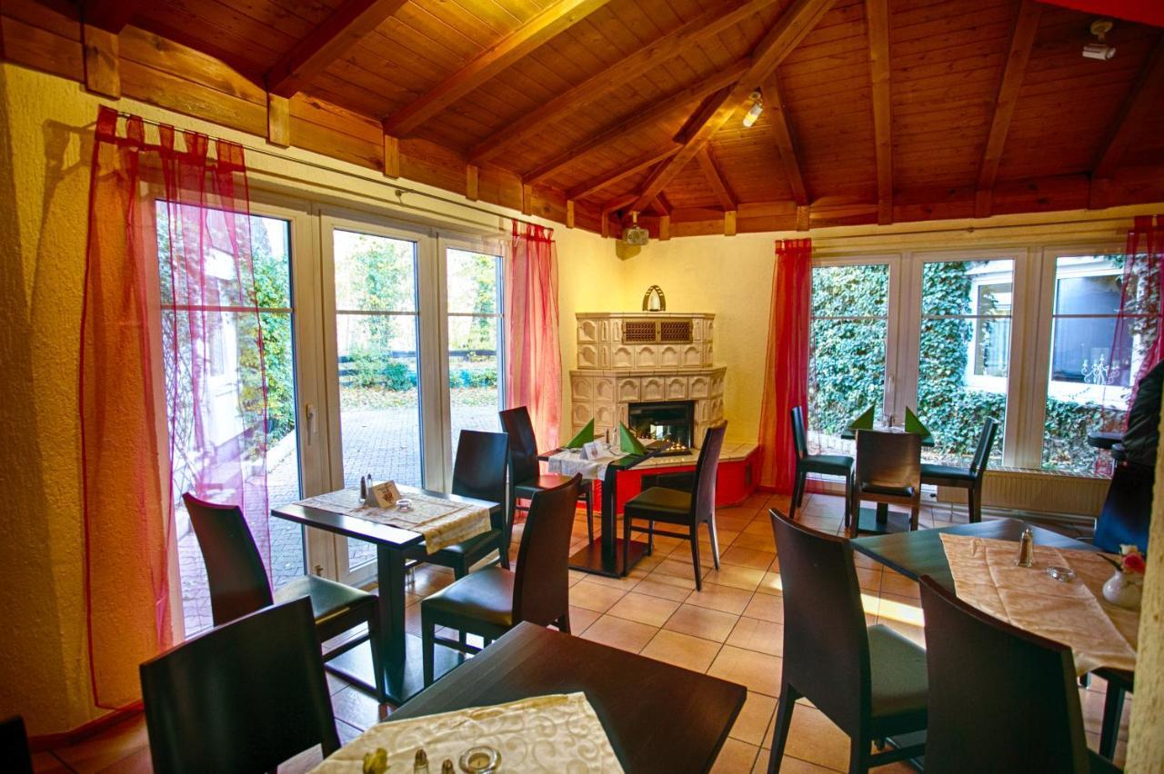 Hotel Rosengarten Leipzig-Naunhof 外观 照片